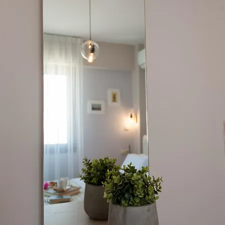 Harmony-crete Residences *