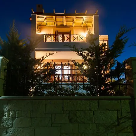 Harmony-crete Residences Villa *